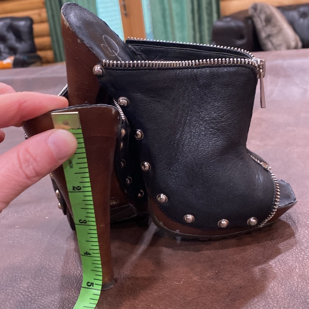 Jessica Simpson Mules/Clogs - Picture 3 of 6